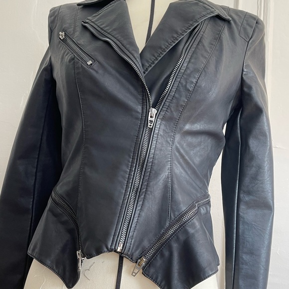 BLANK NYC black vegan leather jacket, fitted, size: XS - Picture 7 of 15